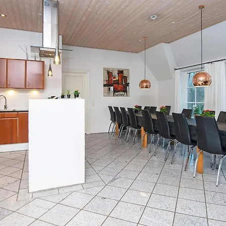 18 Person In Ulfborg-by Traum *