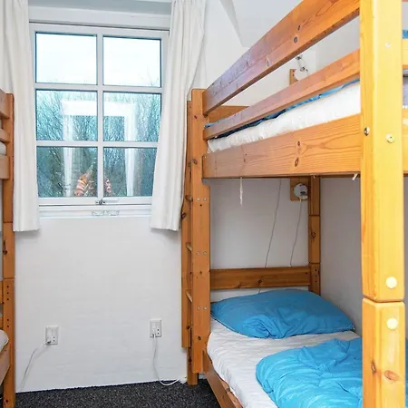 18 Person In Ulfborg-by Traum